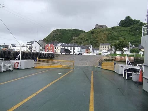 Passage East