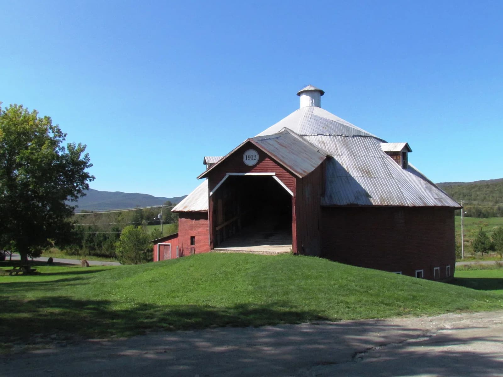 Mansonville