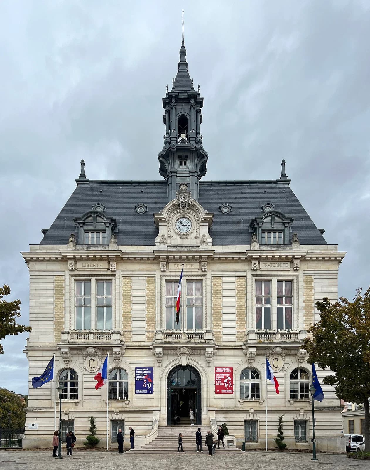 Corbeil-Essonnes