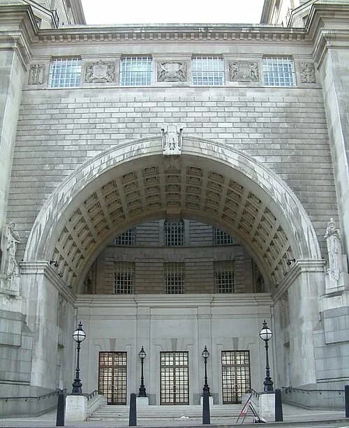 MI5