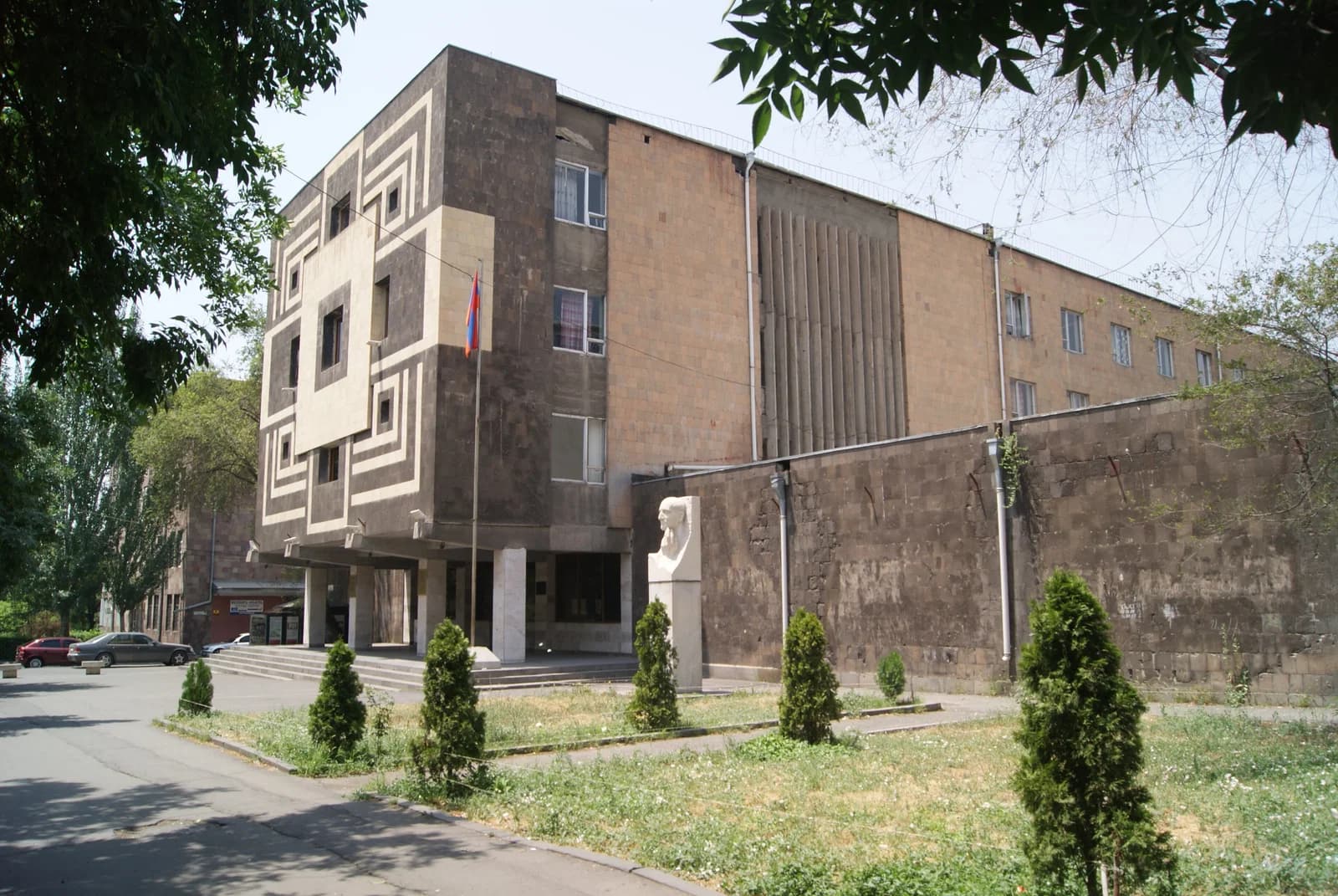 music vocational school named after Alexander Spendiaryan