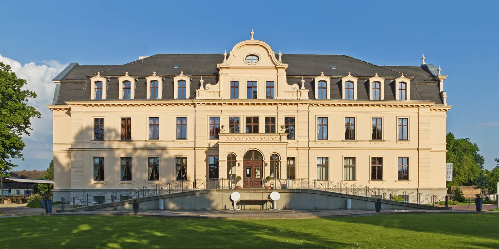 Ribbeck, Nauen