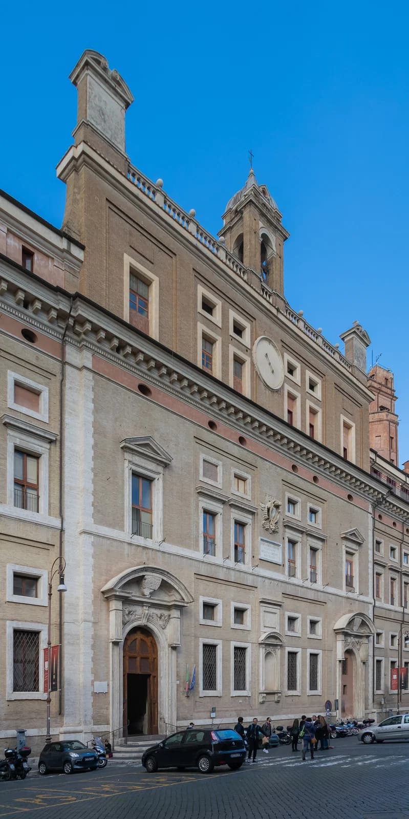 Roman College