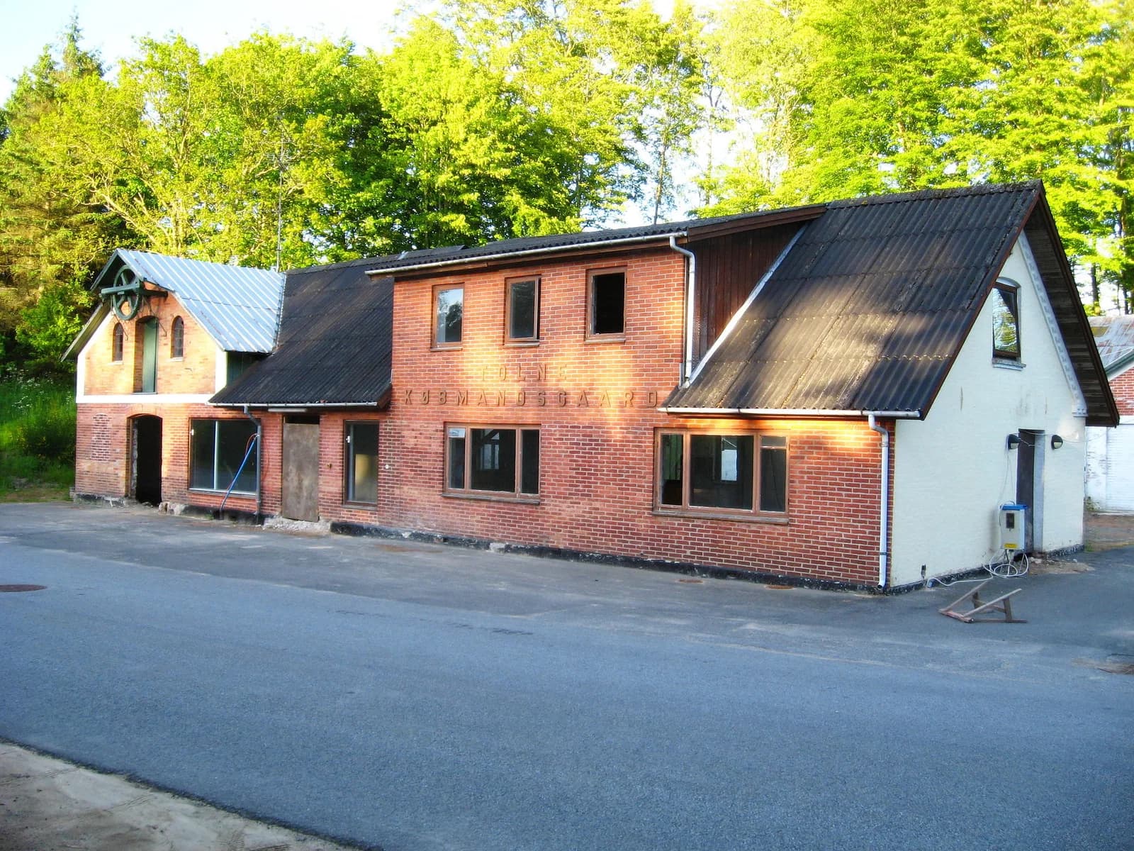 Tolne
