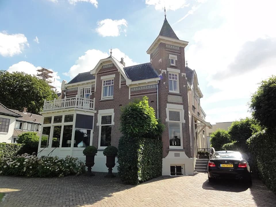 Beneden-Leeuwen