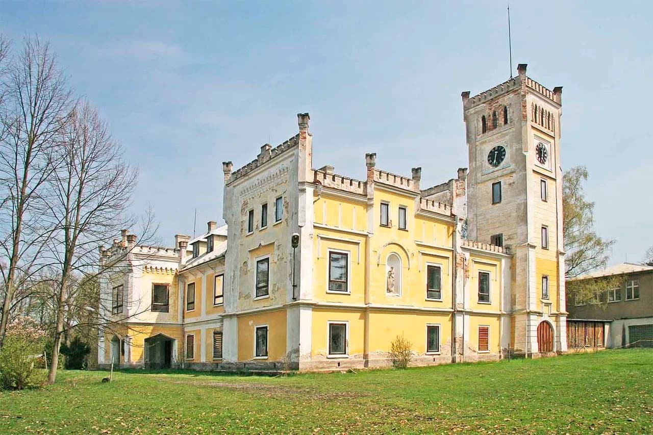 Schloss Býchory