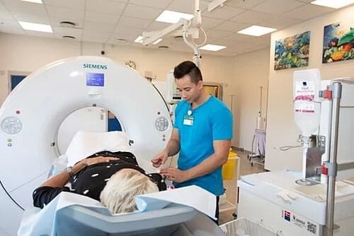 radiographer