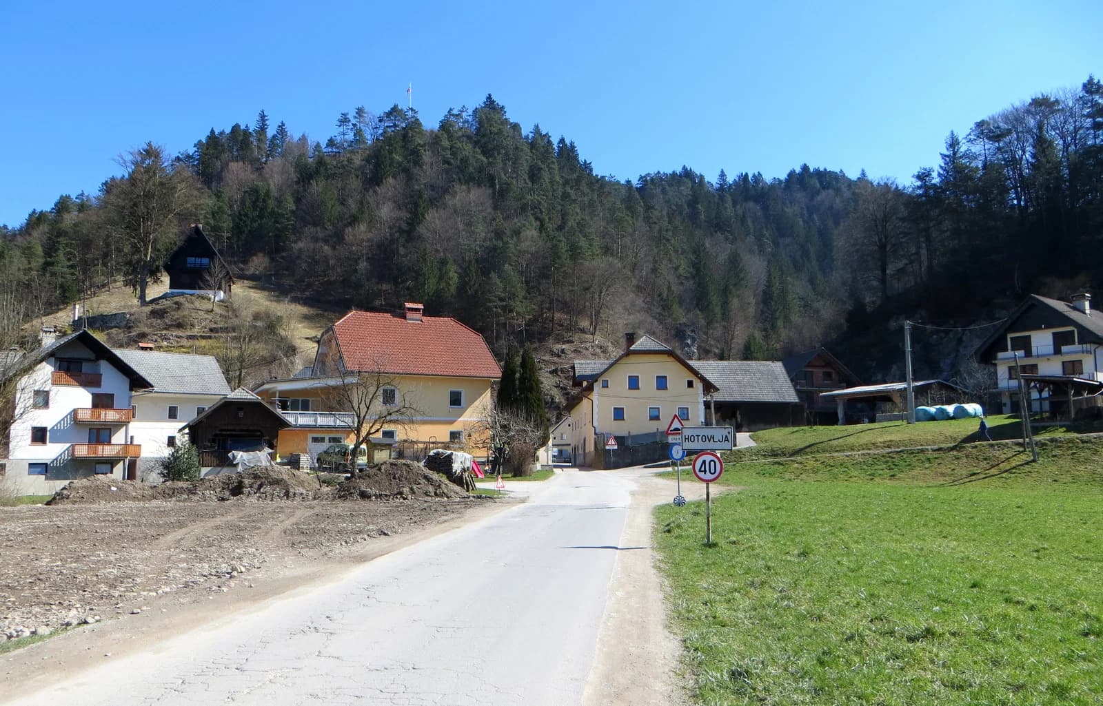 Hotovlja