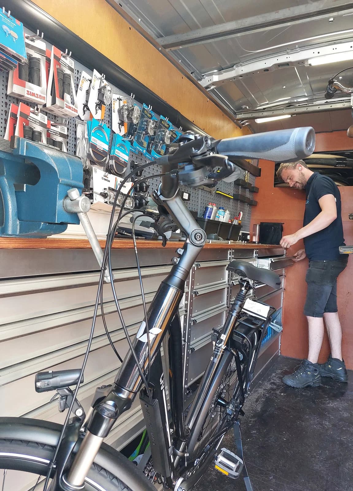 bicycle mechanic