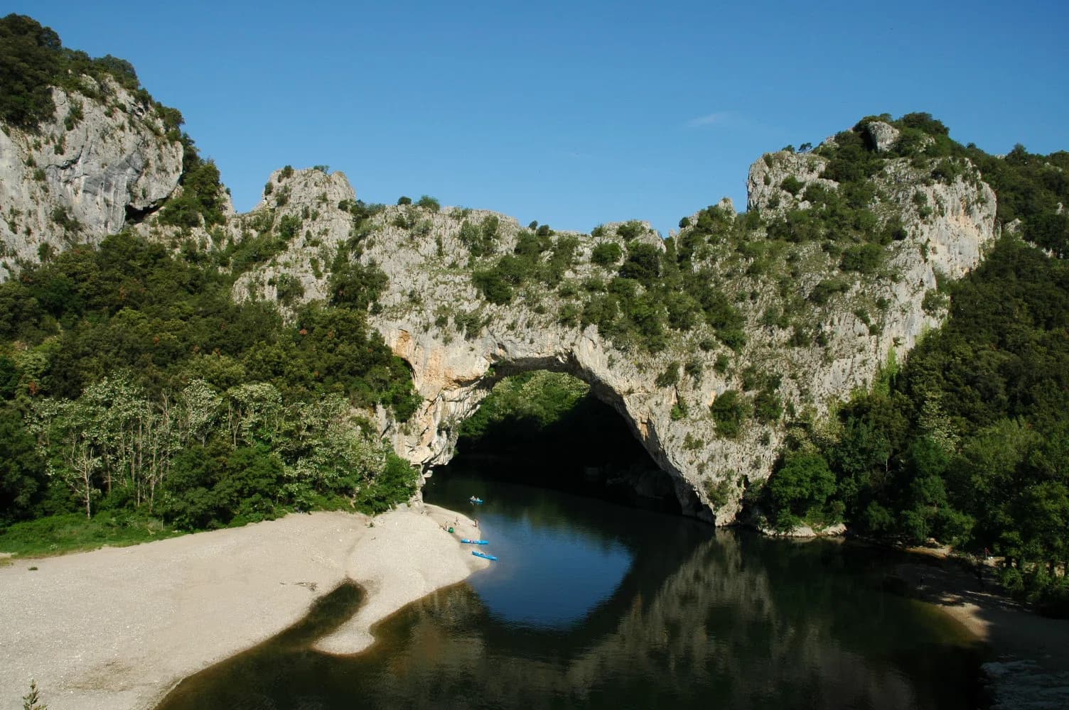Vallon-Pont-d’Arc