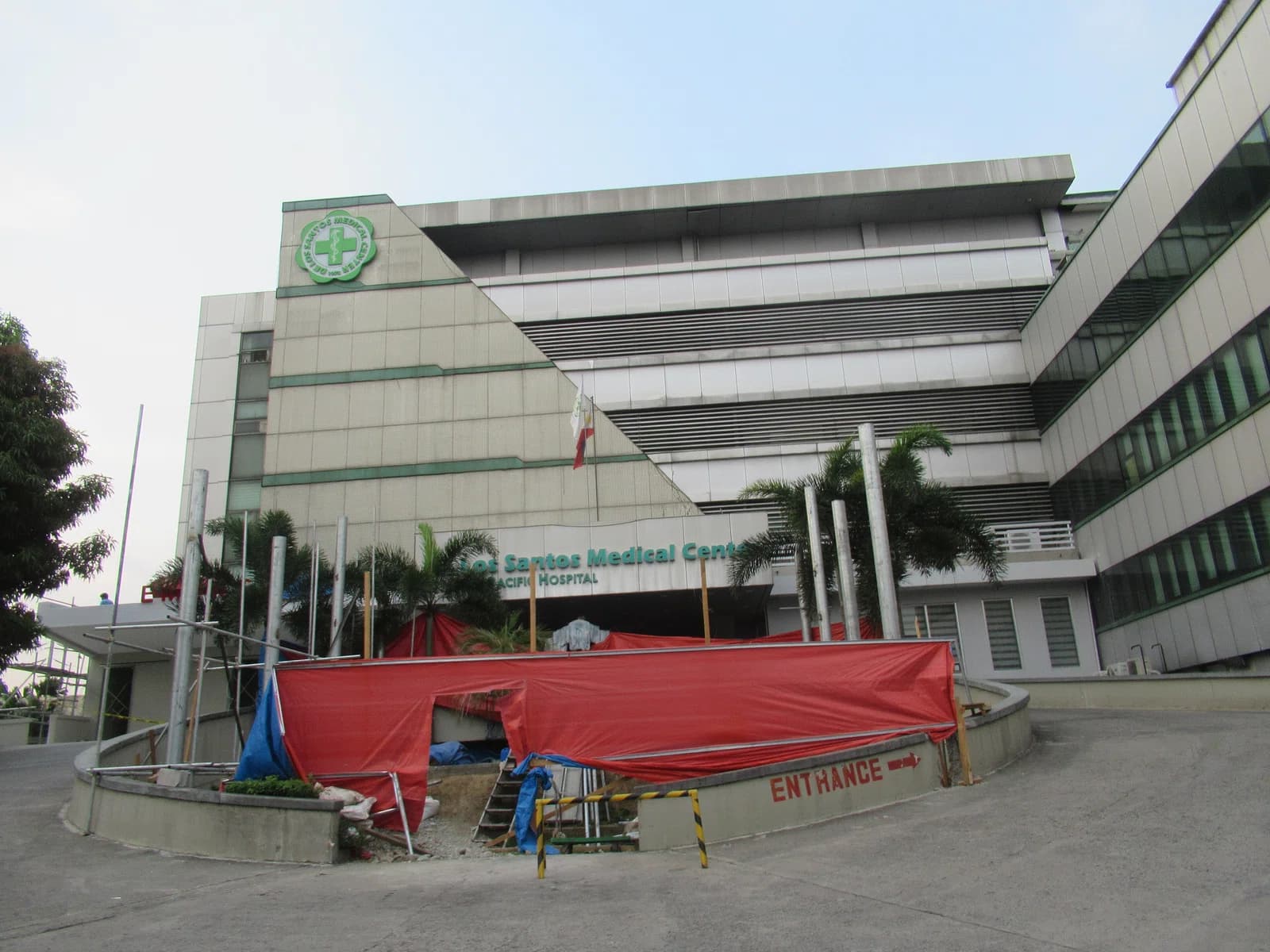 De Los Santos Medical Center