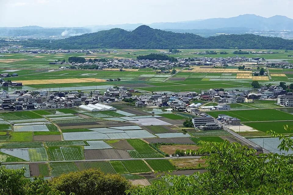 Higashiōmi-shi