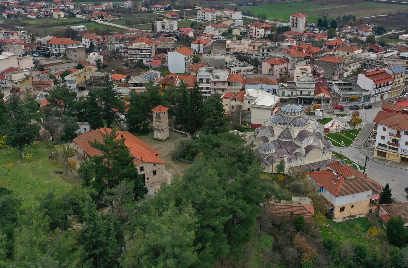 Axioupoli