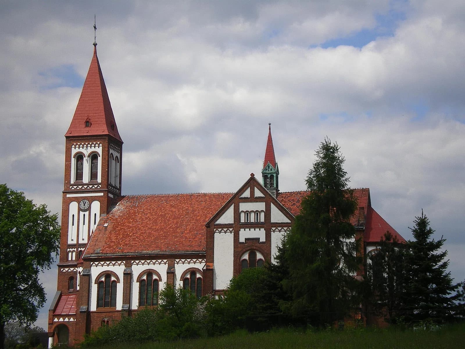 Pstrążna