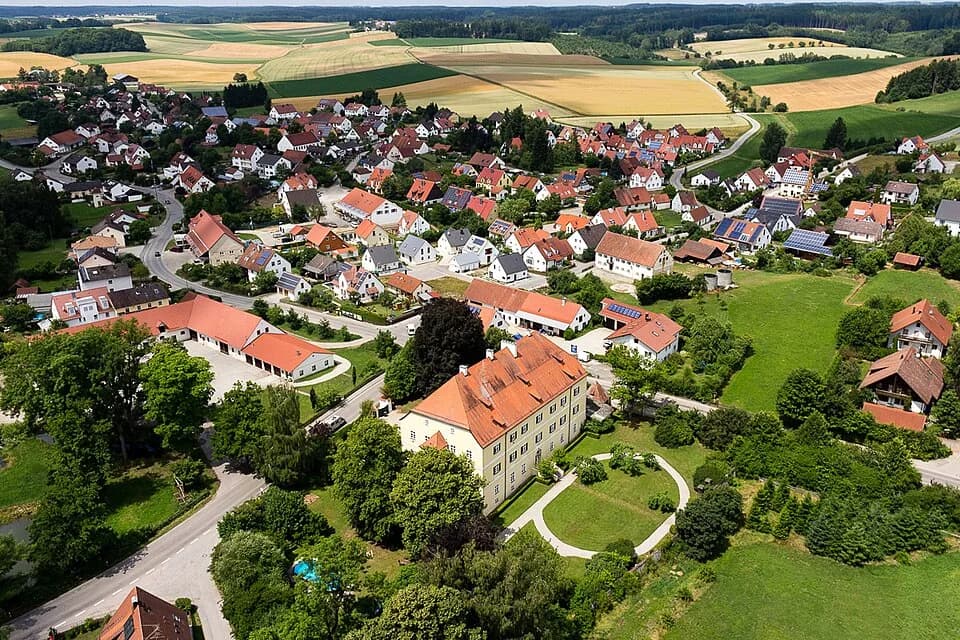 Unterweikertshofen
