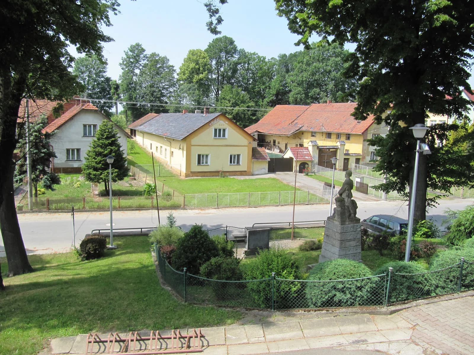 Pustějov