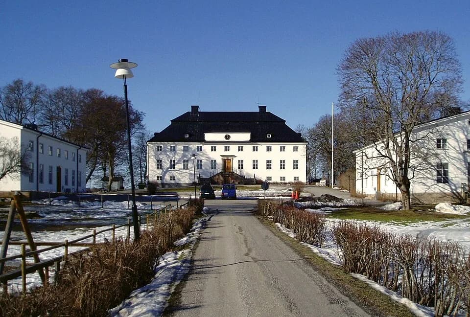 Ekebyholm