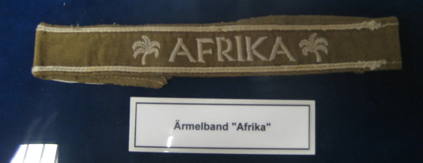 Africa cuffband