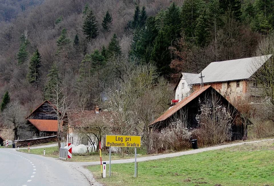Log pri Polhovem Gradcu