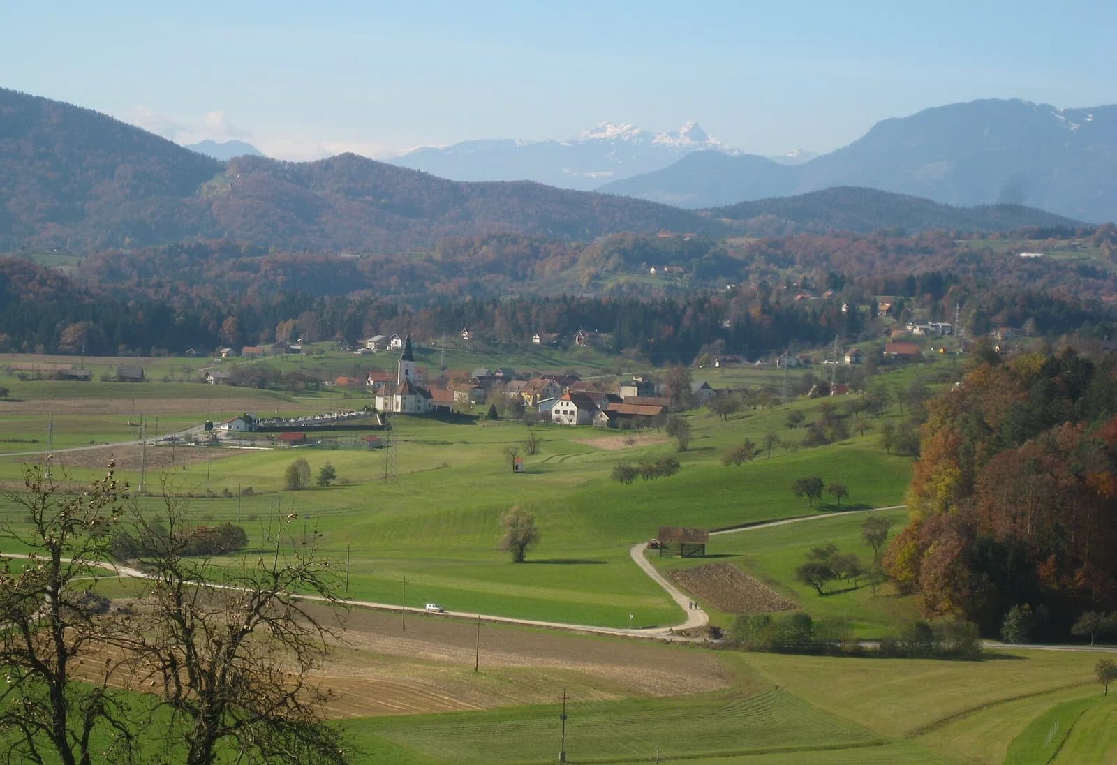 Arnače