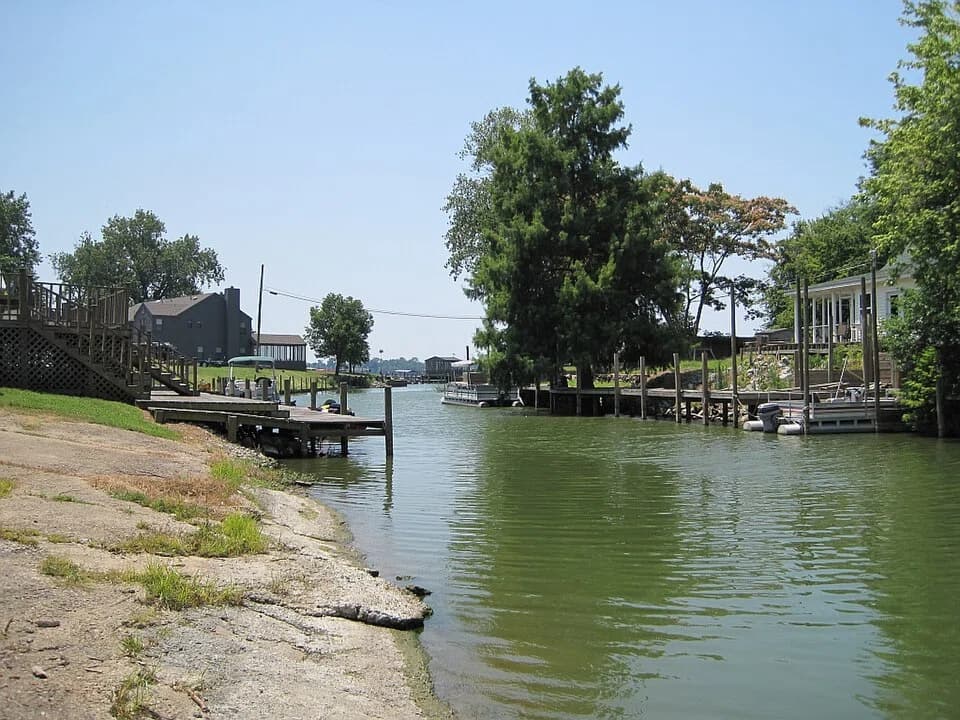 Horseshoe Lake