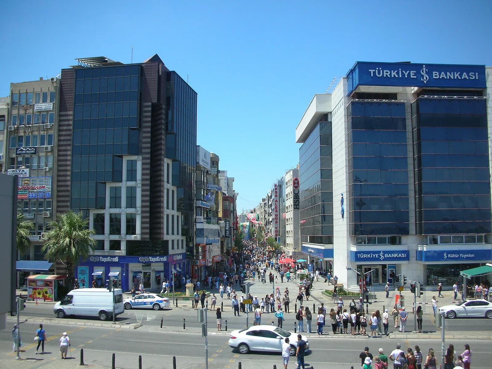 Karşıyaka district