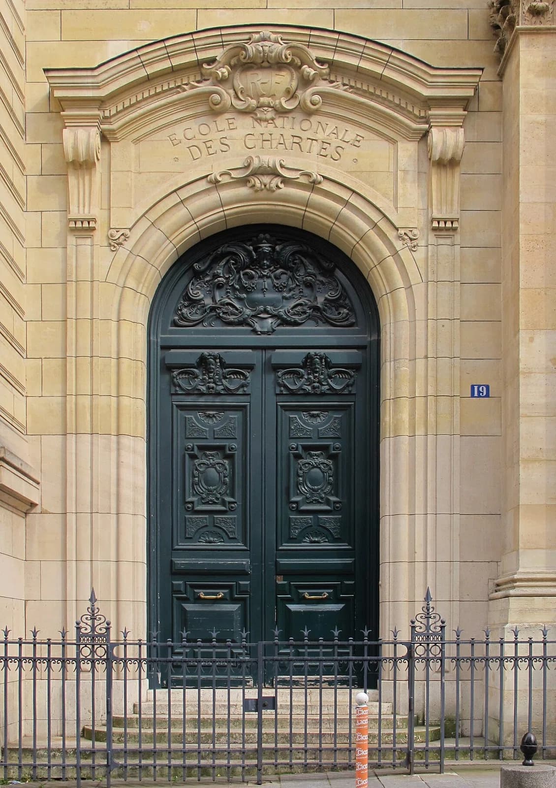 École des chartes