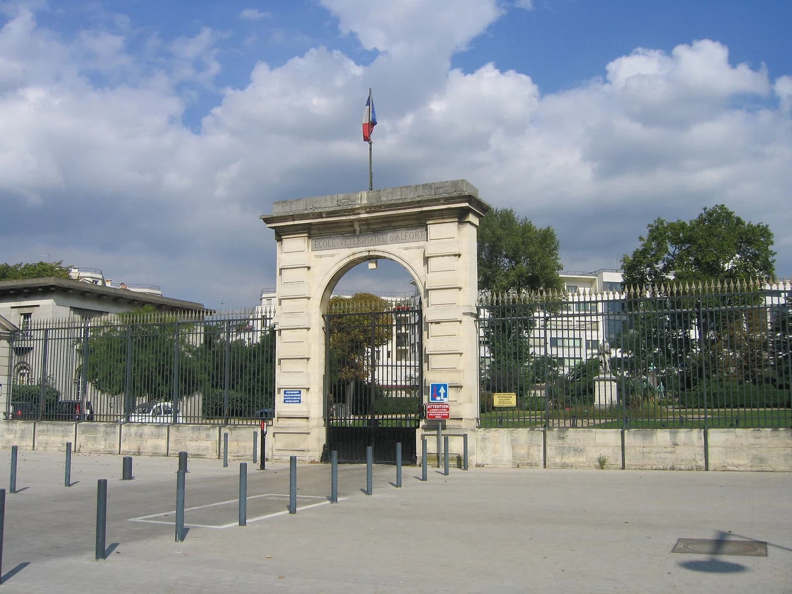 École nationale vétérinaire d'Alfort