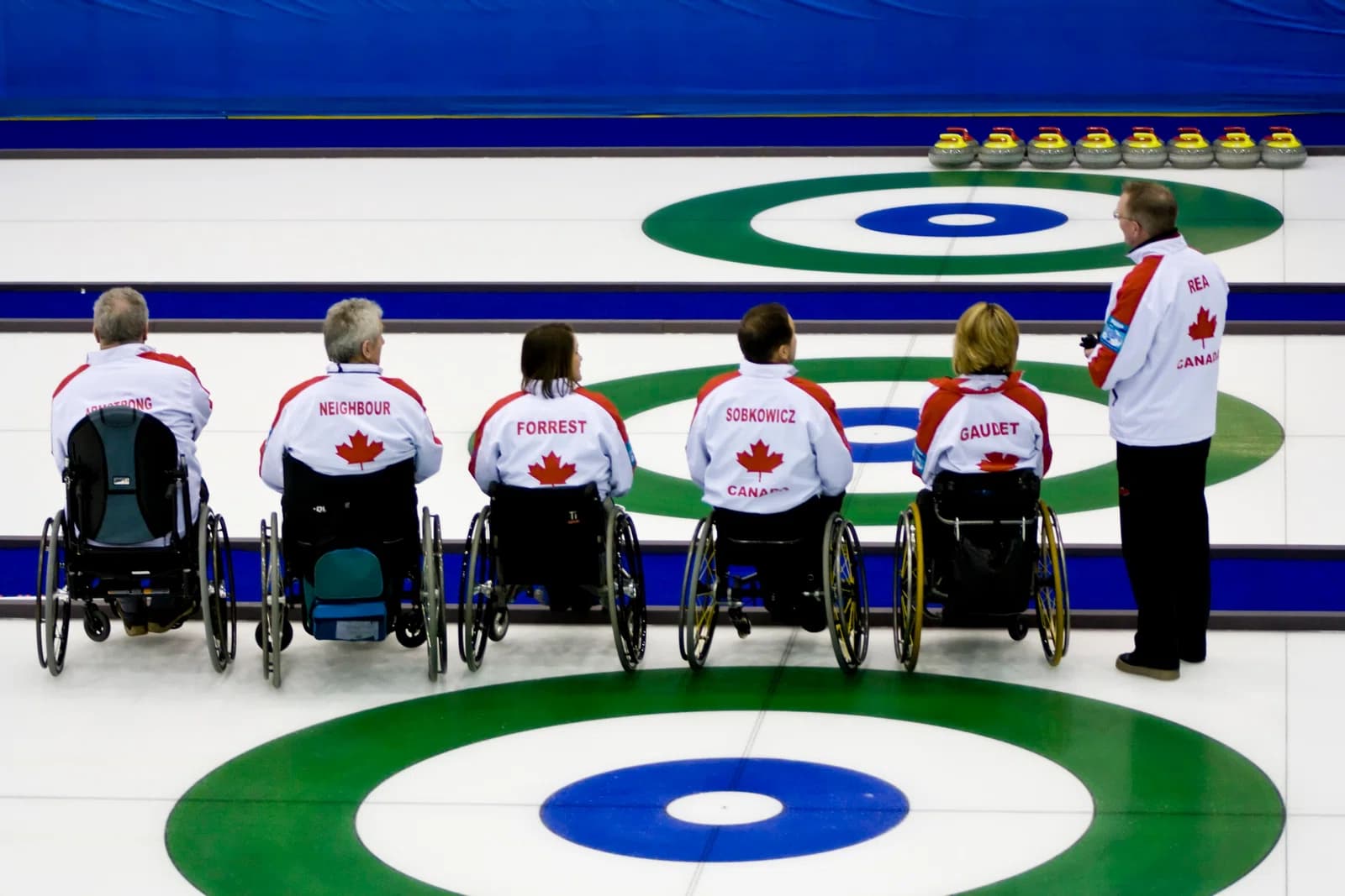 wheelchair curler