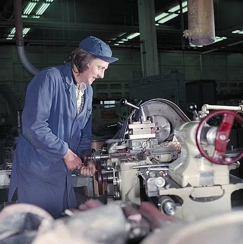 lathe operator
