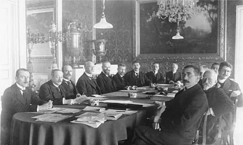 Reich Chancellor in the Weimar Republic