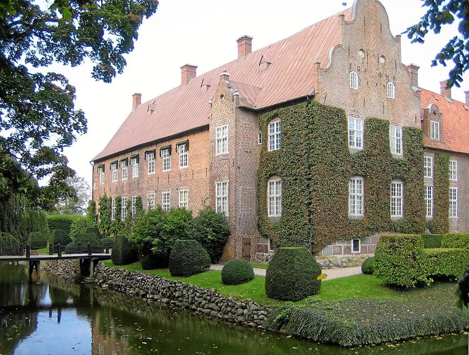 Trolle-Ljungby Castle