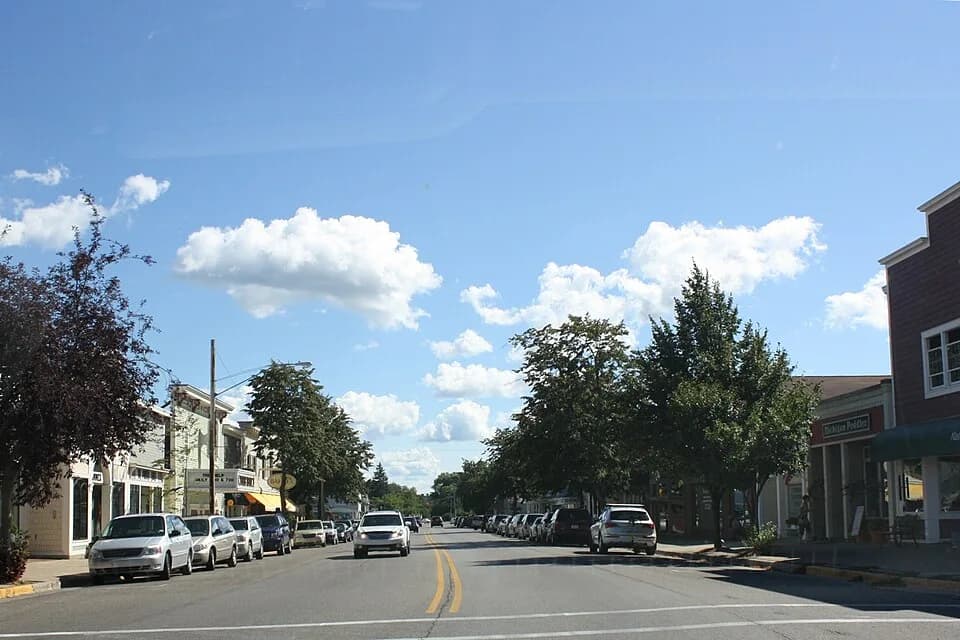 Suttons Bay