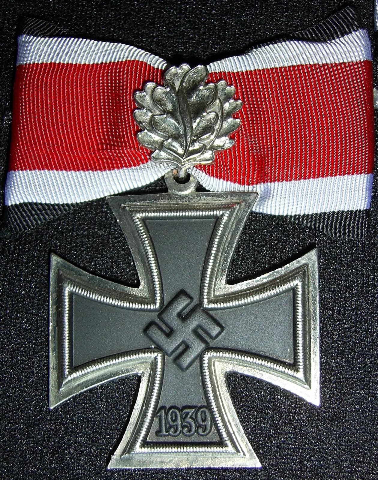 Ritterkreuz des Eisernen Kreuzes mit Eichenlaub