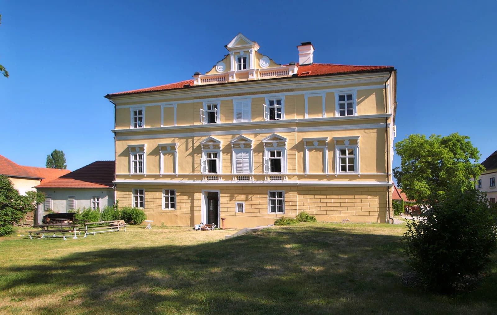 Prčice Castle