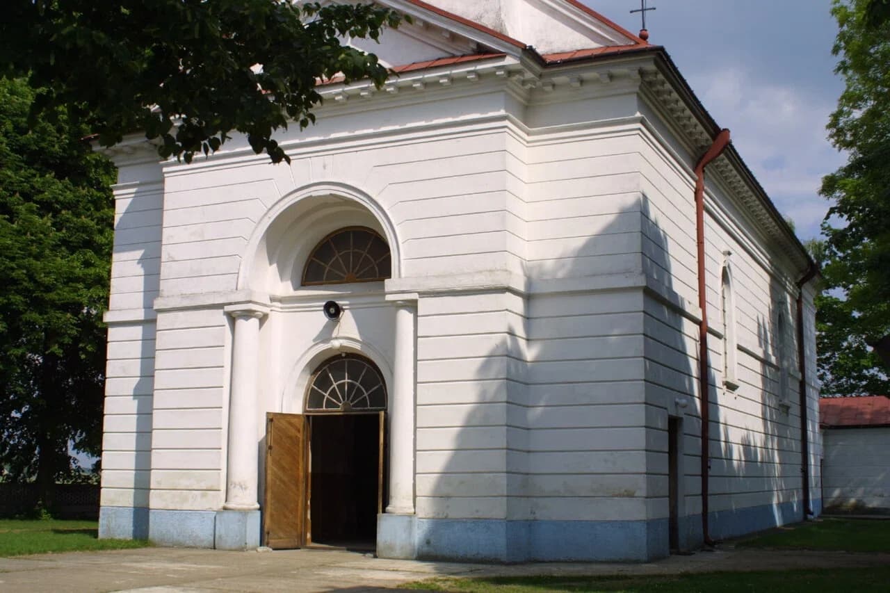 Płoniawy-Bramura