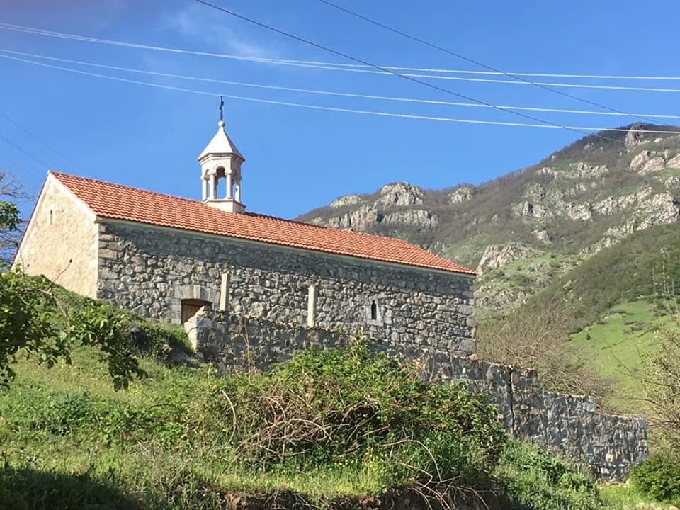 Qırmızıqaya