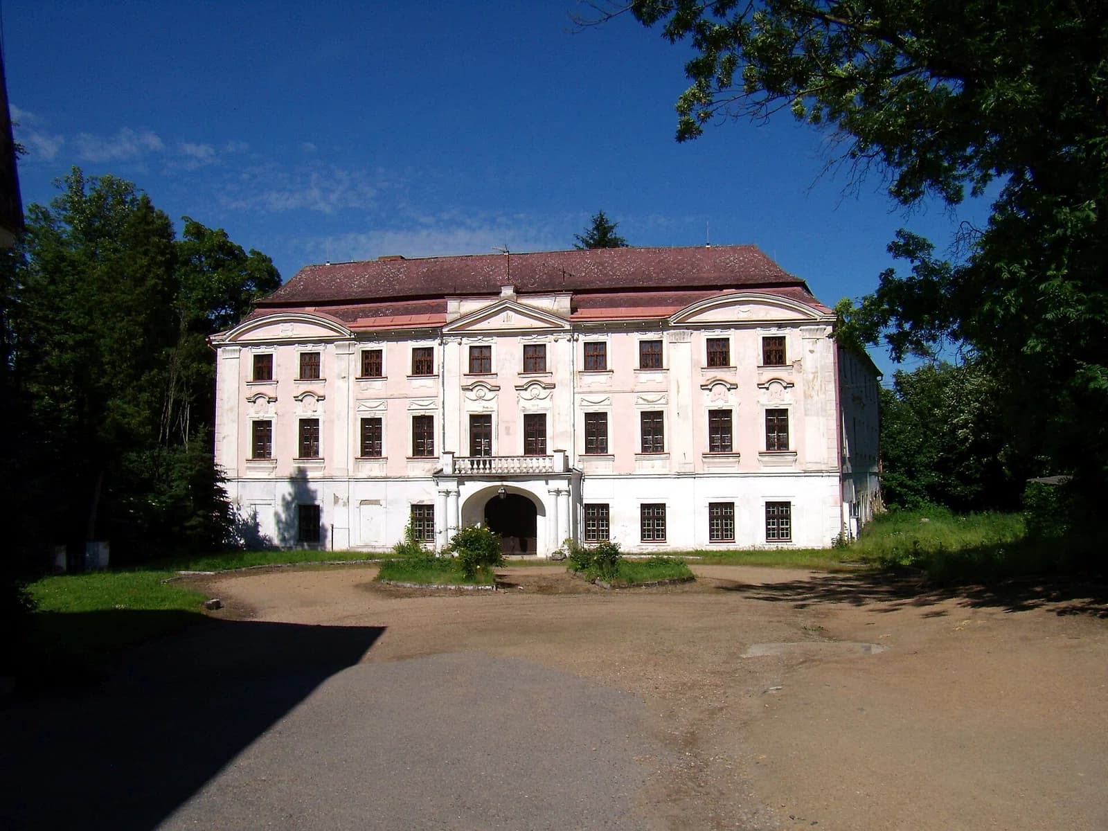 zámek Zvíkovec