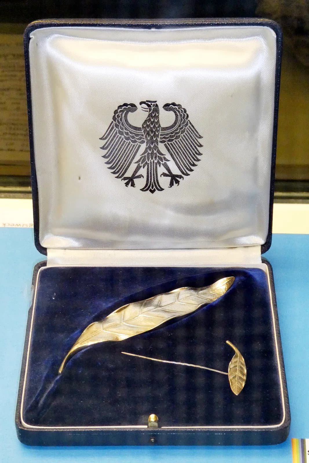 Silbernes Lorbeerblatt