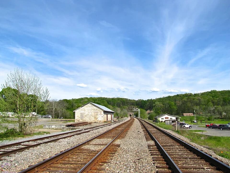 Tunnel Hill