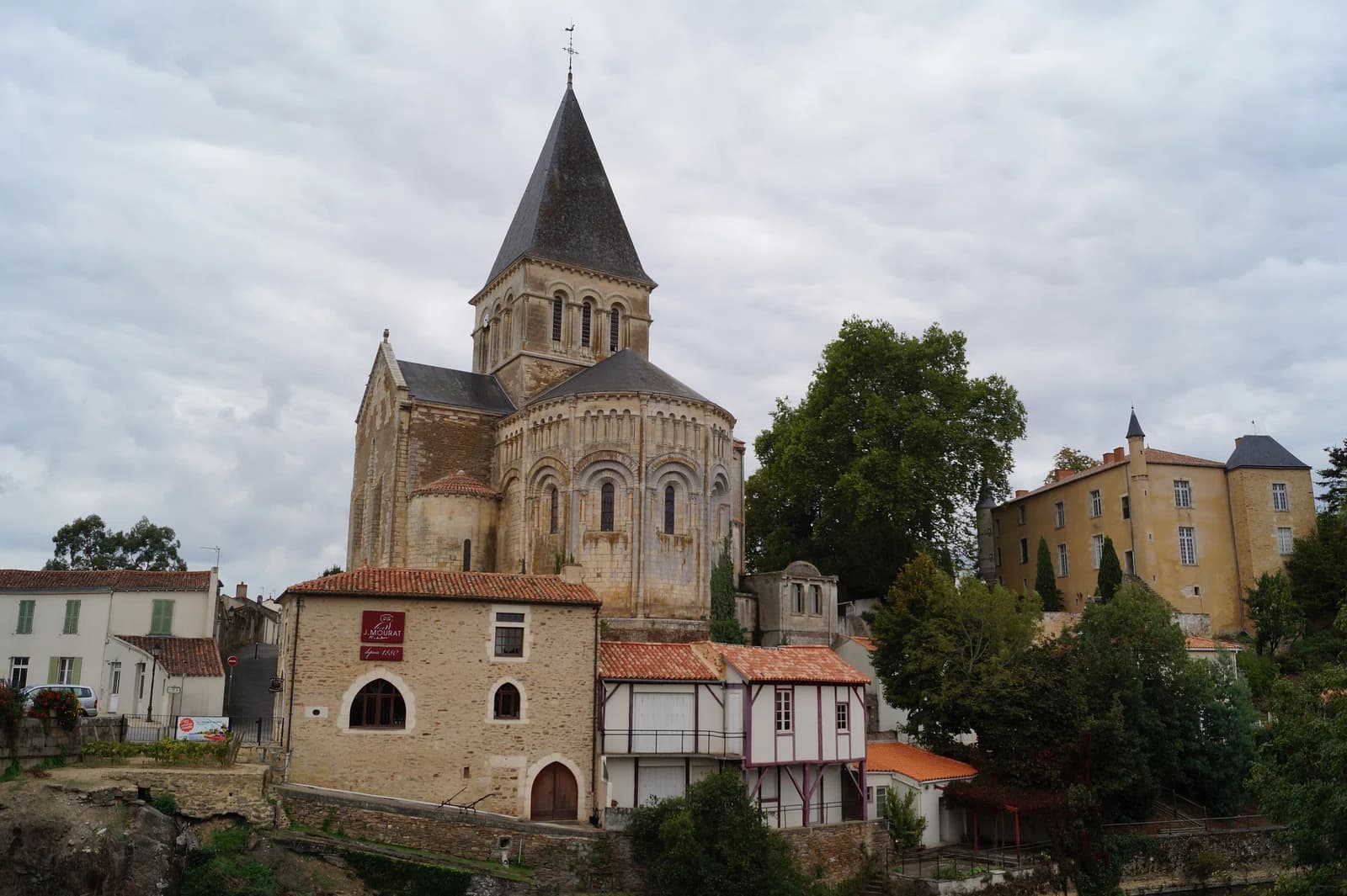 Mareuil-sur-Lay