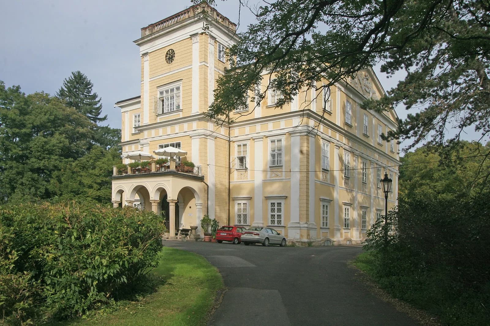 Milíčeves Castle