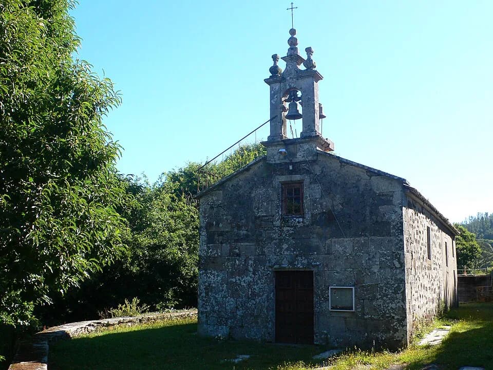Ferreirós, Vila de Cruces