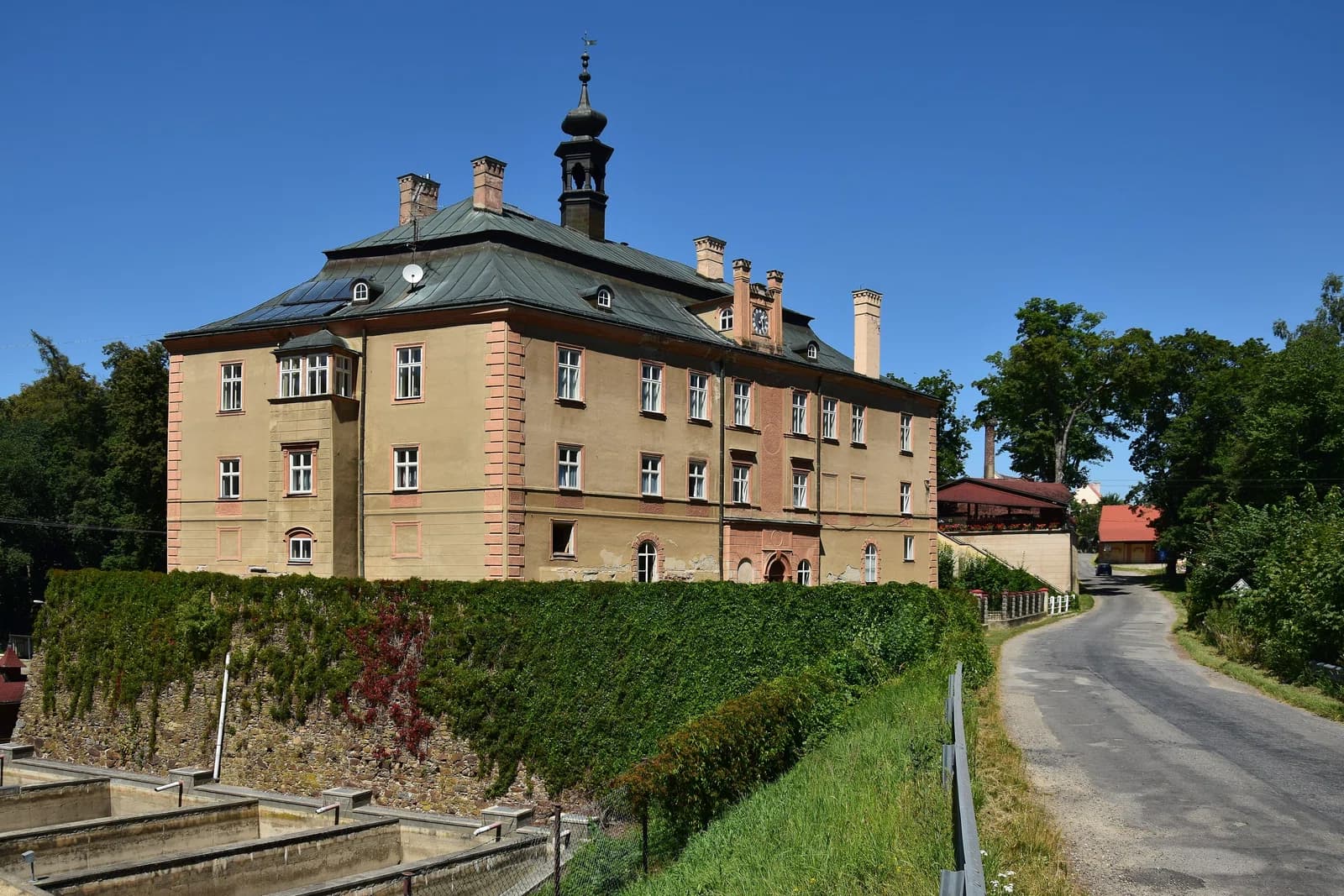 Dírná Castle