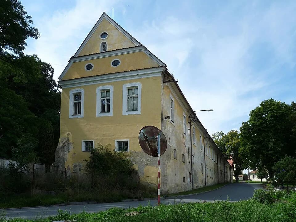 Zámek Choustník
