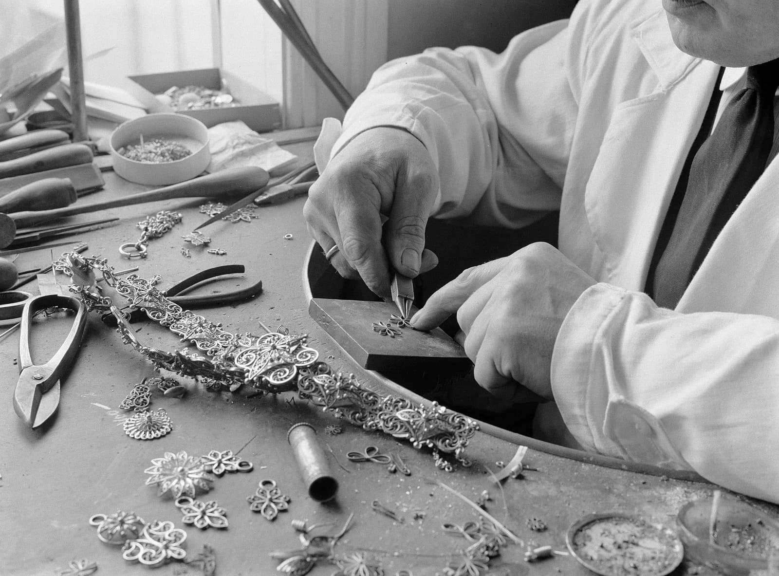 jeweler