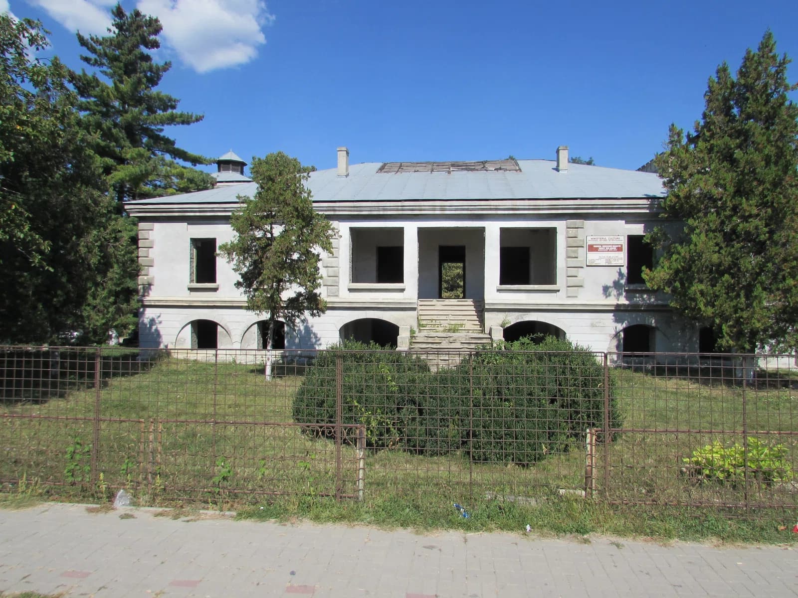 Căiuți