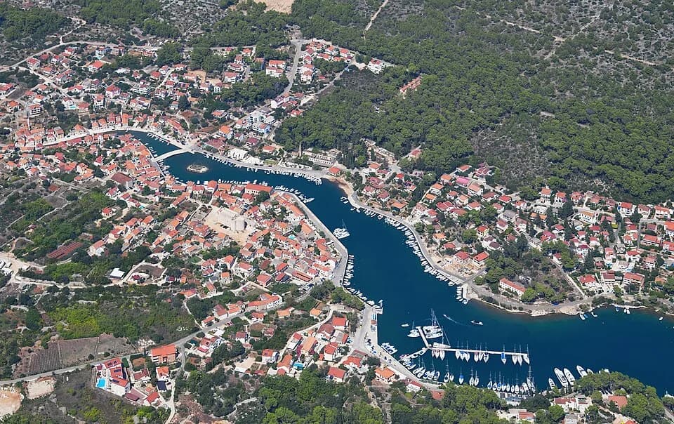 Vrboska