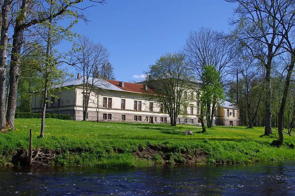 Käru