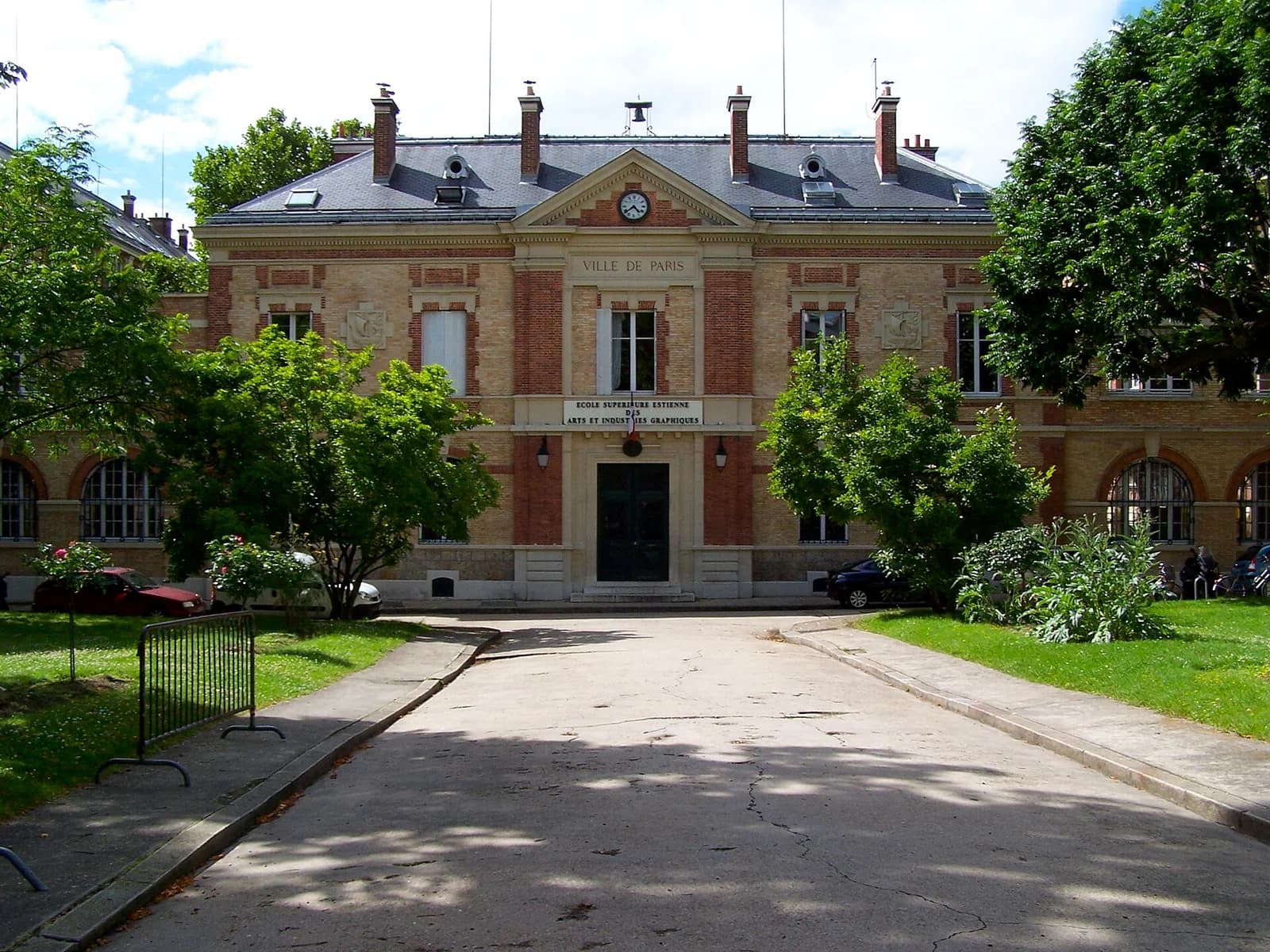 École Estienne